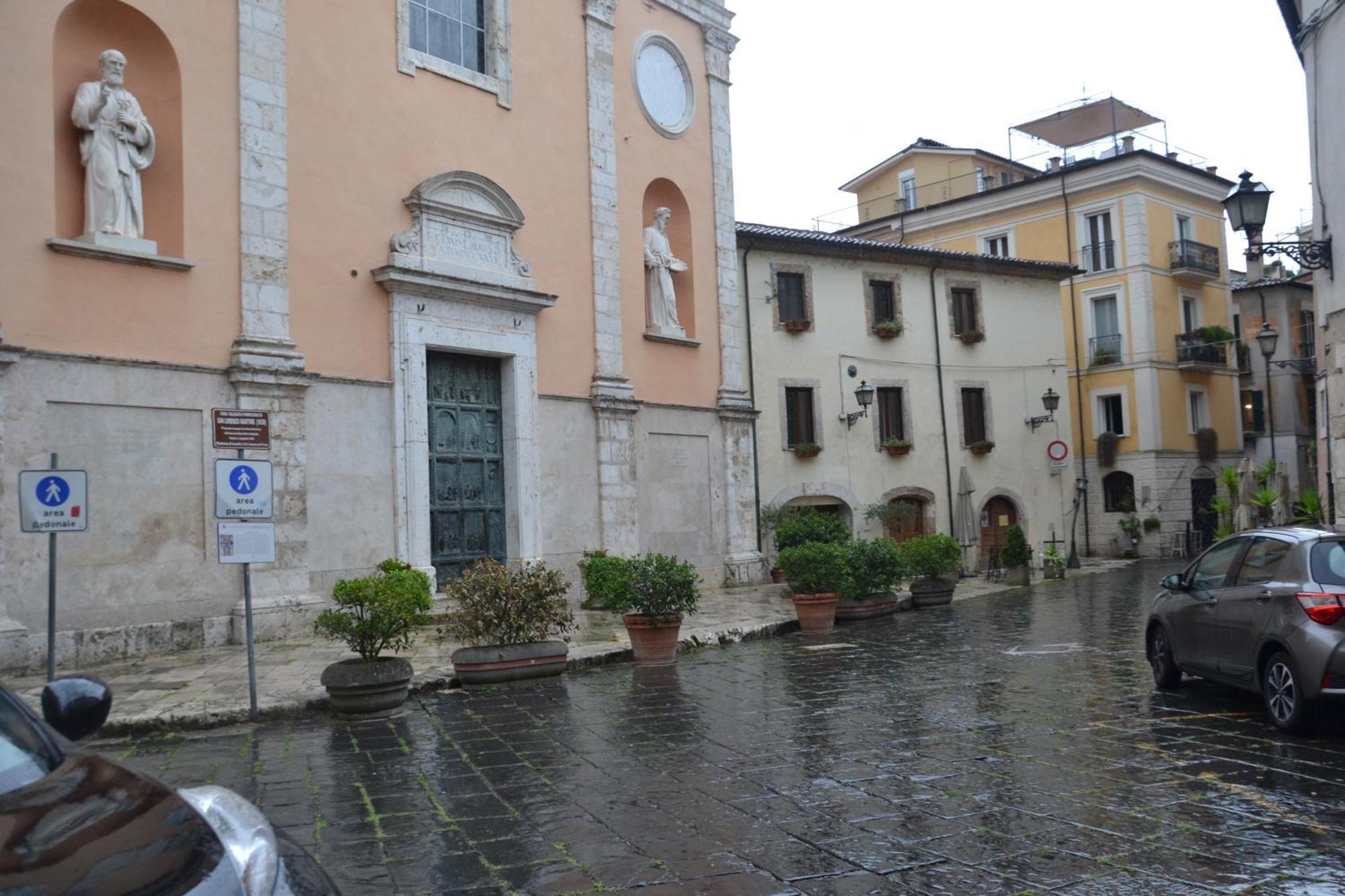 Casa Edera Lägenhet Isola di Liri Exteriör bild